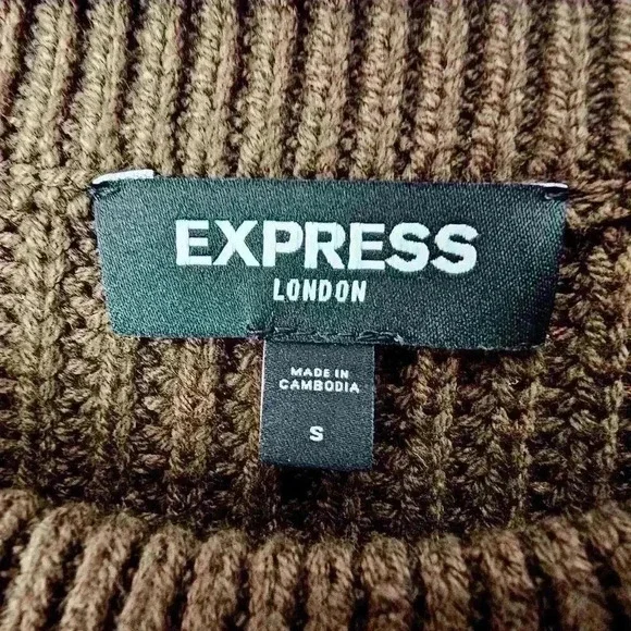 Express Crew Neck Oversized Shaker Knit Sweater, Dark Olive, Size S - Picture 3 of 9